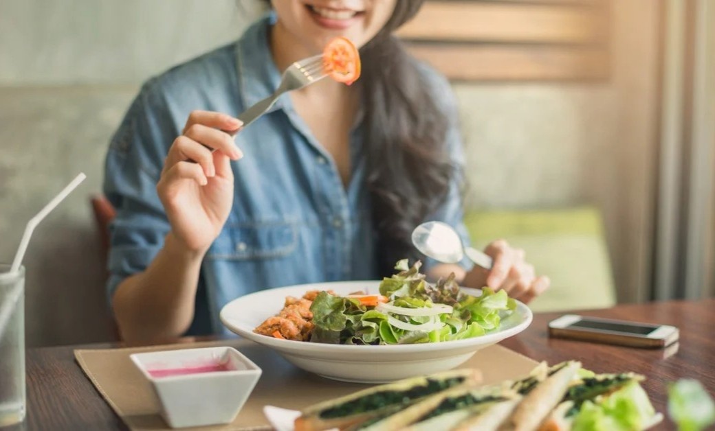 Nguyen tac an uong giup thanh loc co the sau Tet hinh anh