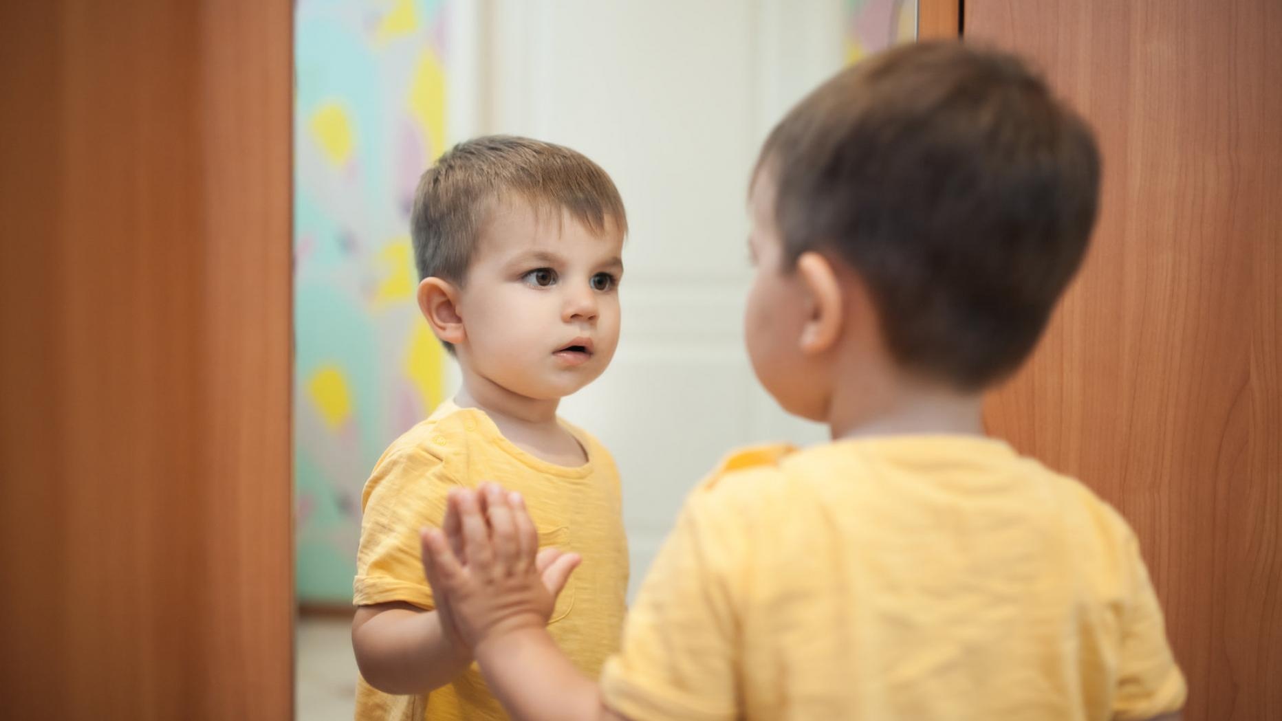 Hoat dong phat trien tri nao cho tre anh 1