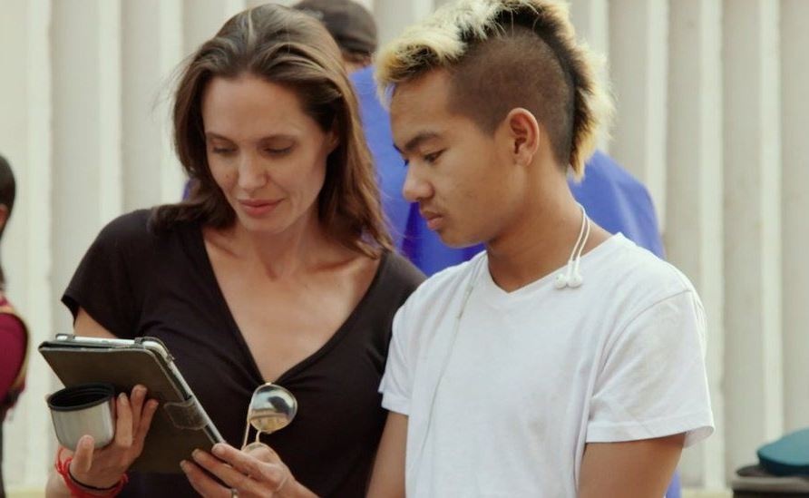 Quan diem day con cua Angelina Jolie anh 5