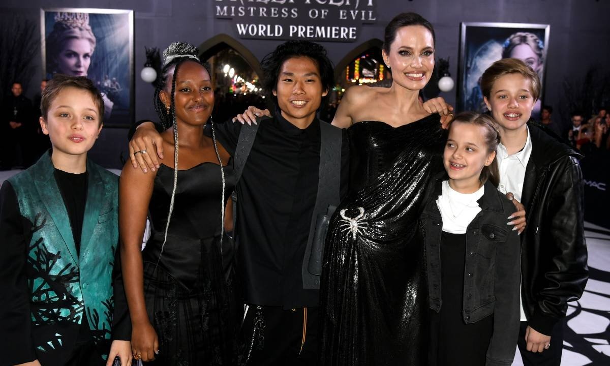 Quan diem day con cua Angelina Jolie anh 2