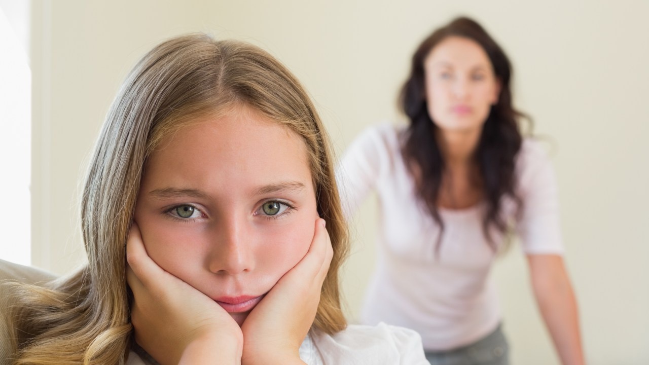 Sai lam cua cha me anh huong tinh than tre anh 2