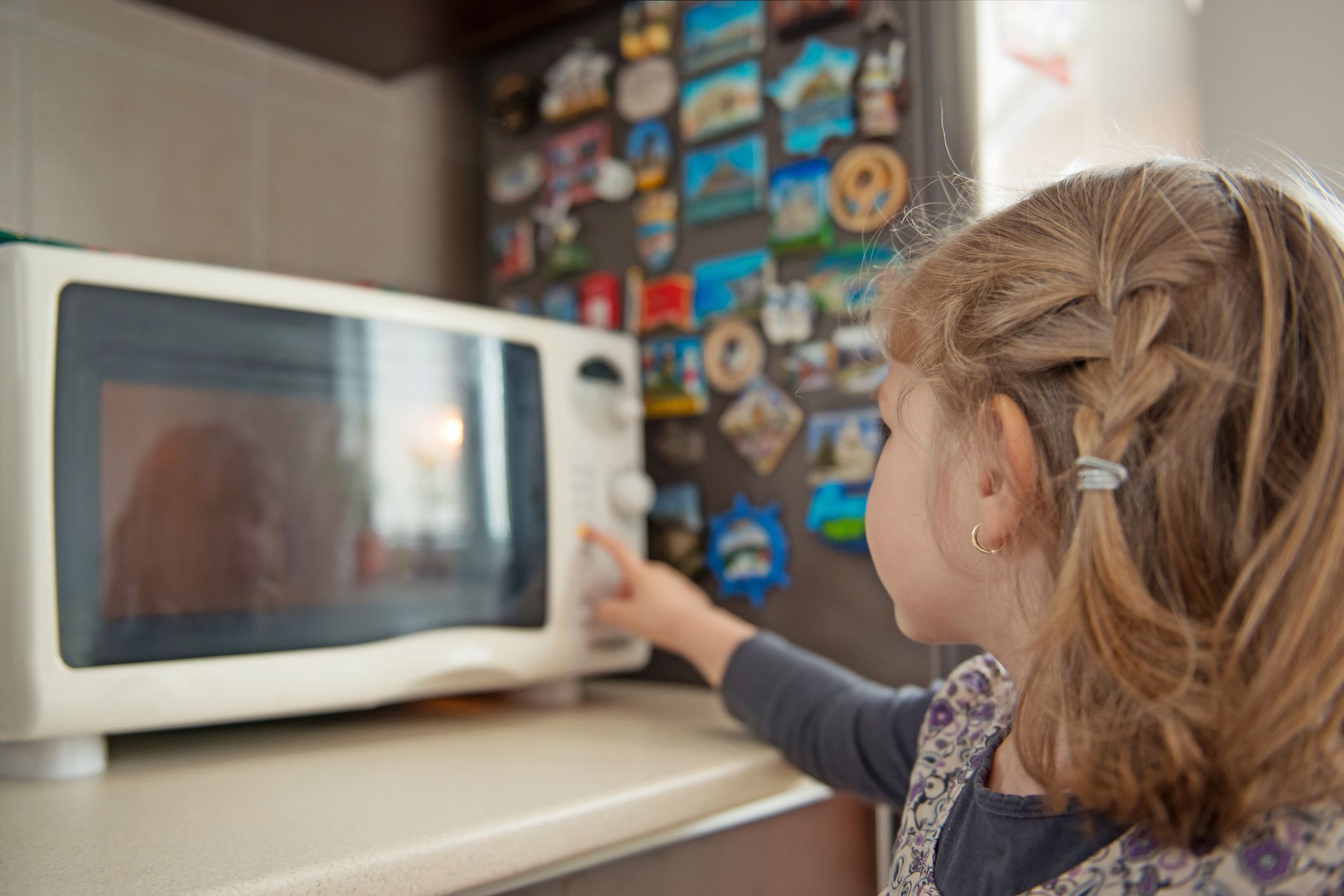 Nguyen tac cho tre khi o nha mot minh anh 3