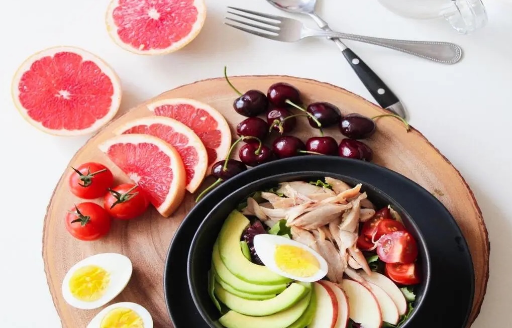 Dinh duong can thiet giup phuc hoi nhanh hon hau Covid-19 hinh anh