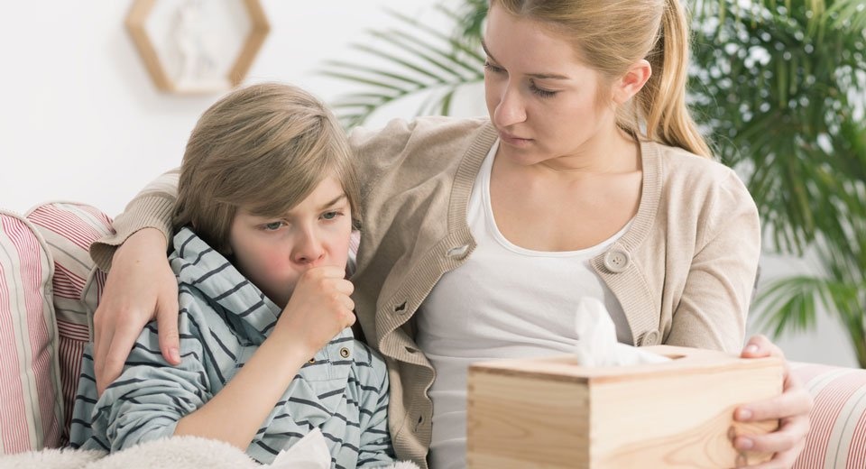 Nguyen nhan gay ho o tre nho anh 1