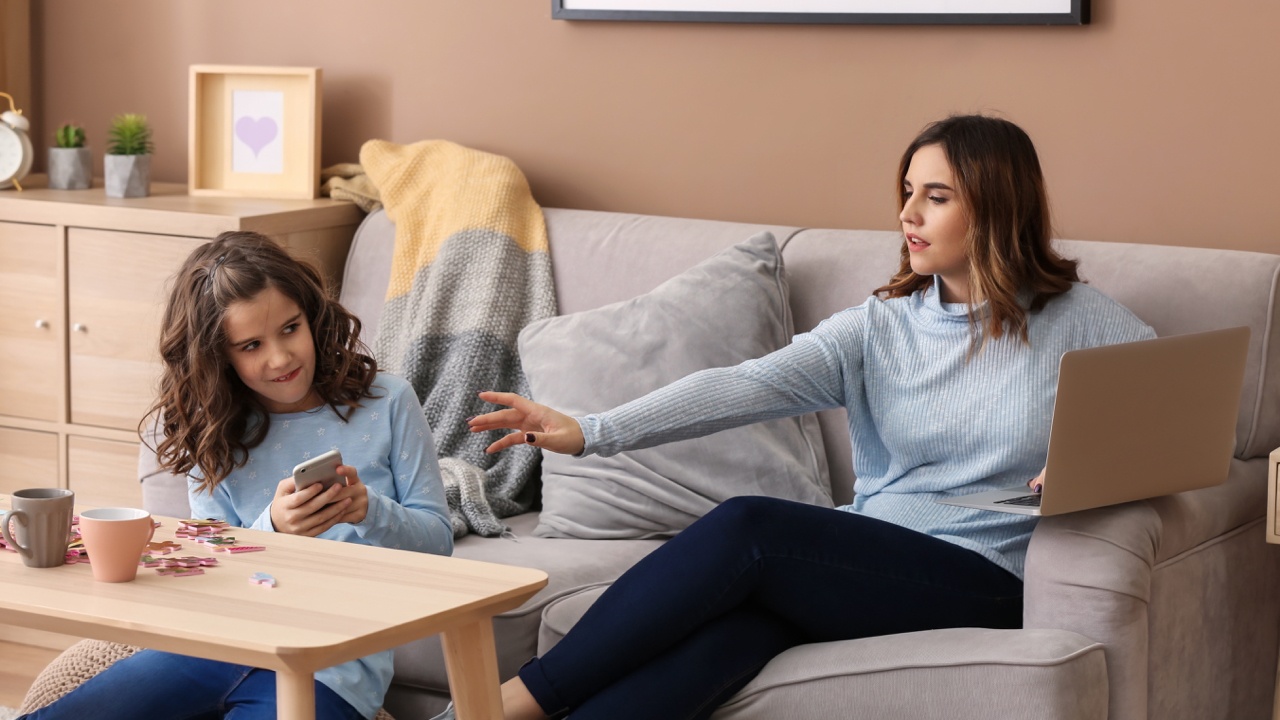 kiem soat thoi gian tre su dung thiet bi dien tu anh 4