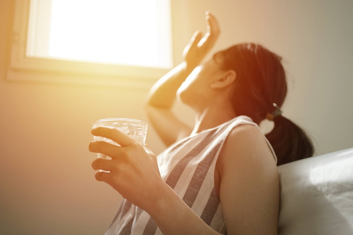 Nguyen nhan gay tieu chay vao mua he anh 1