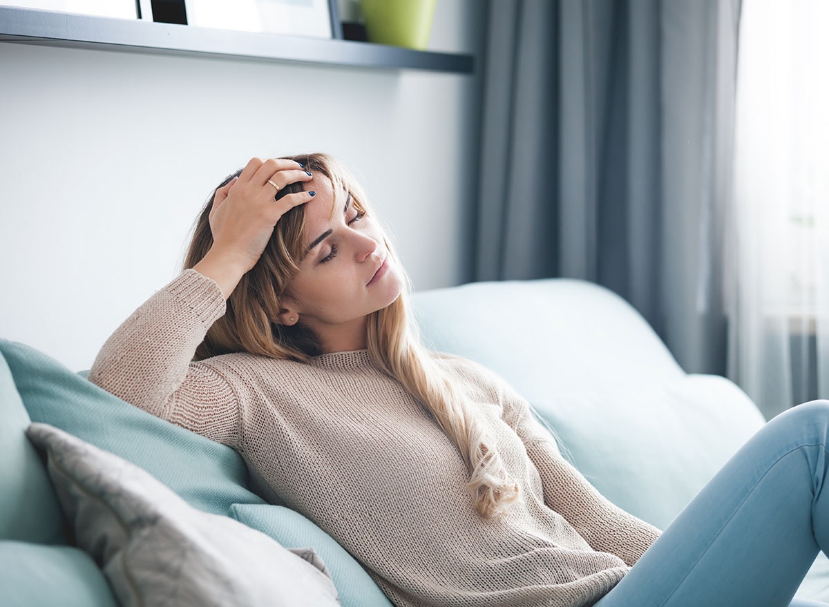 Dau hieu co the thieu vitamin D anh 3