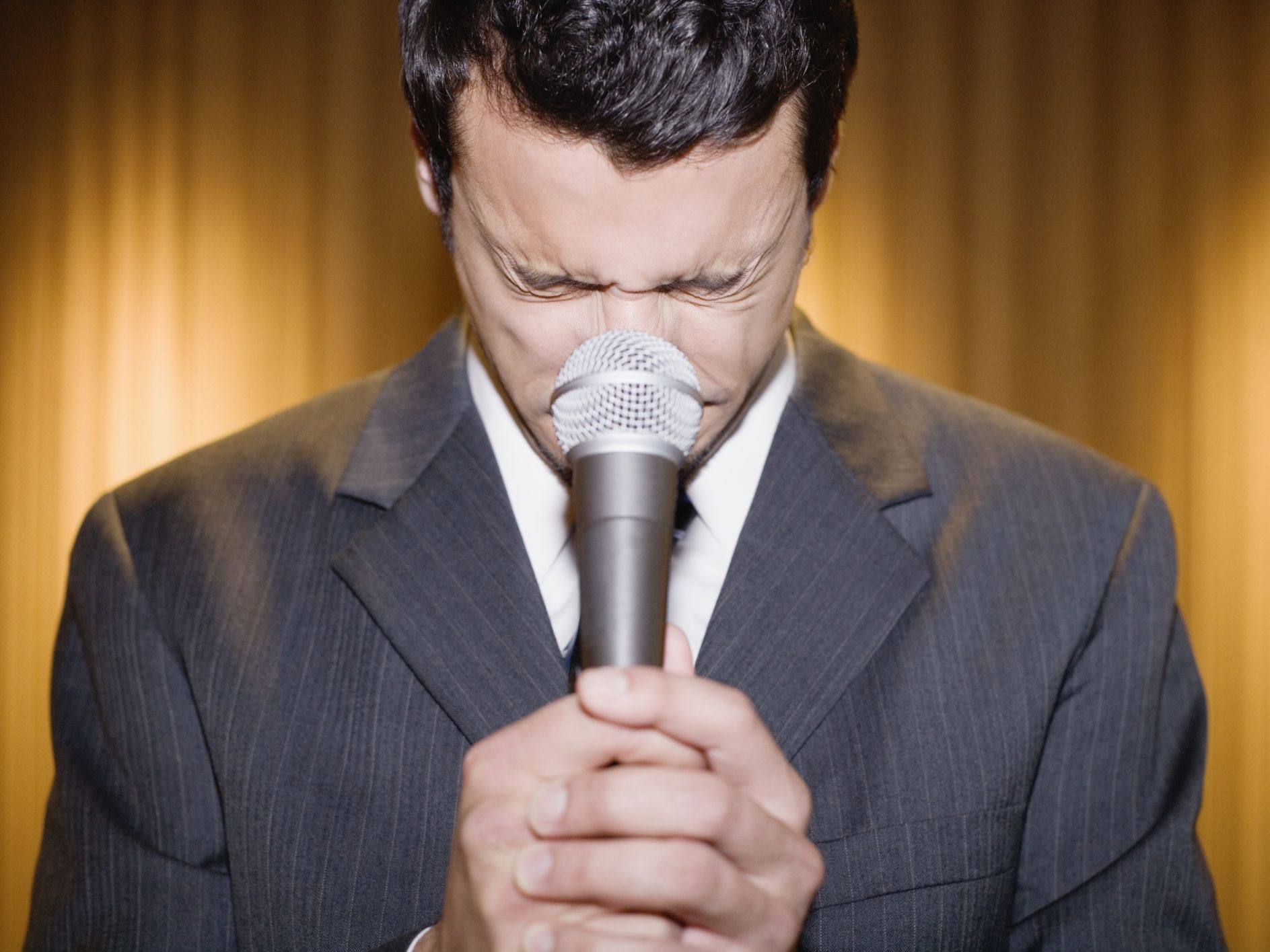 Cach giup ban giao tiep tot anh 1