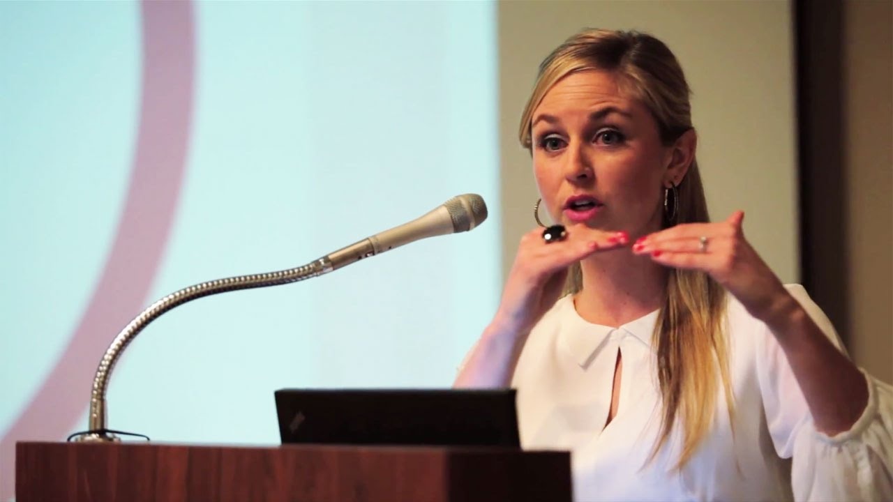 Cach giup ban giao tiep tot anh 6