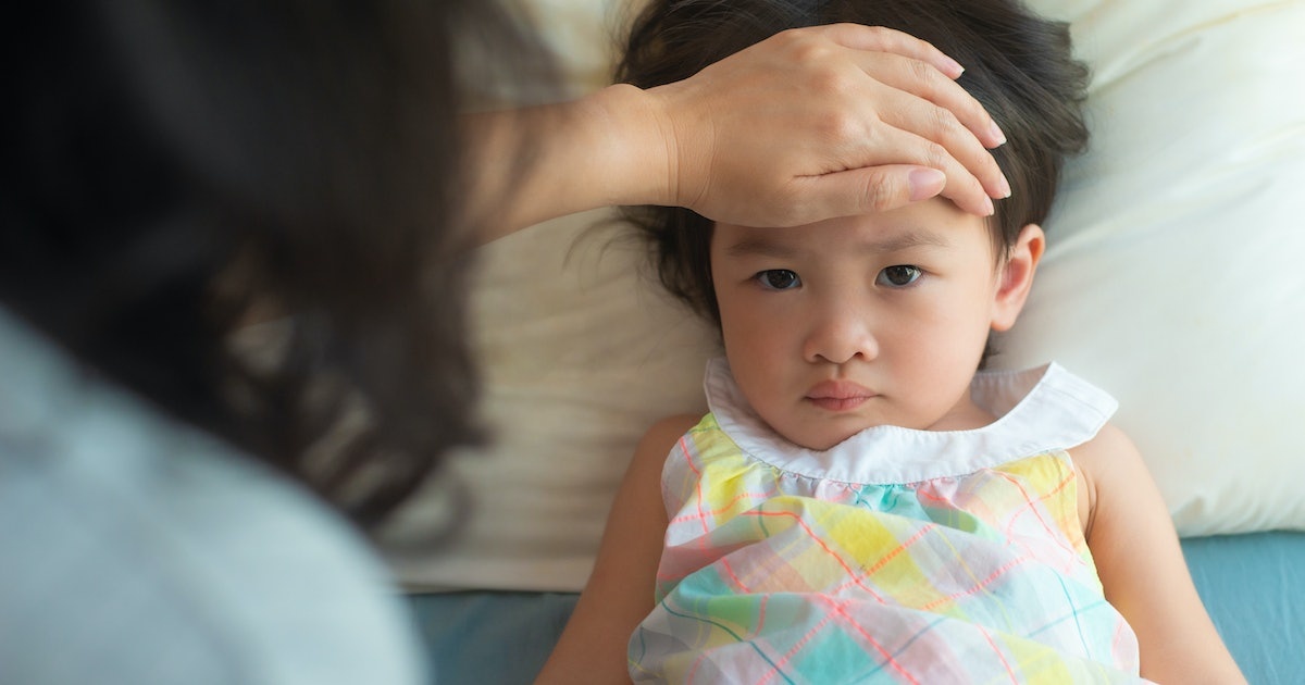 3 dau hieu canh bao tre co he mien dich yeu hinh anh