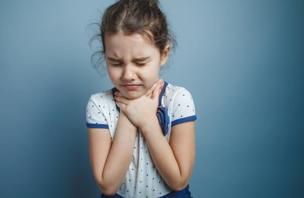 Nhung dieu can tranh khi bi viem hong hinh anh