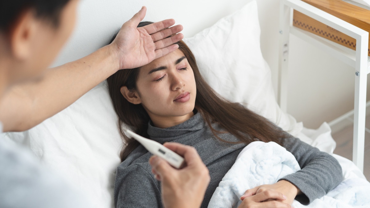 Dau hieu nguy hiem khi bi sot phat ban hinh anh