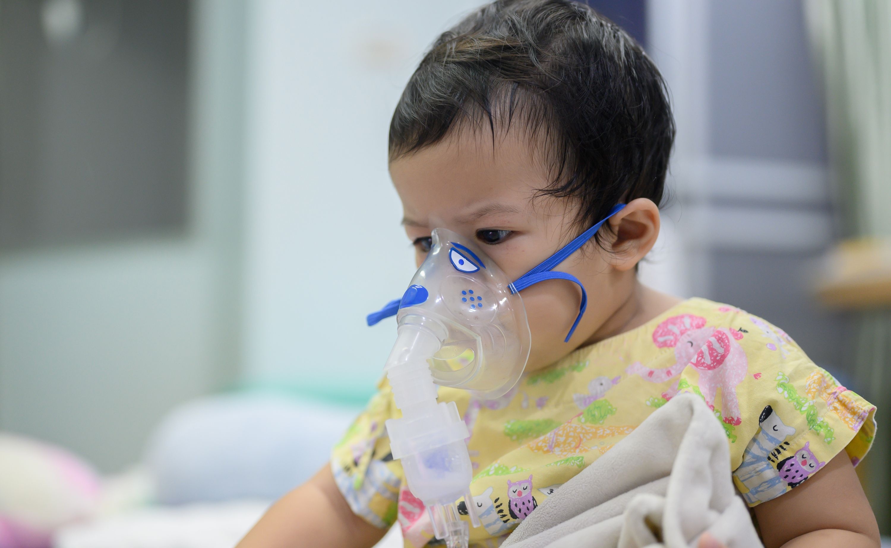 Dau hieu canh bao benh hen suyen o tre duoi 5 tuoi hinh anh