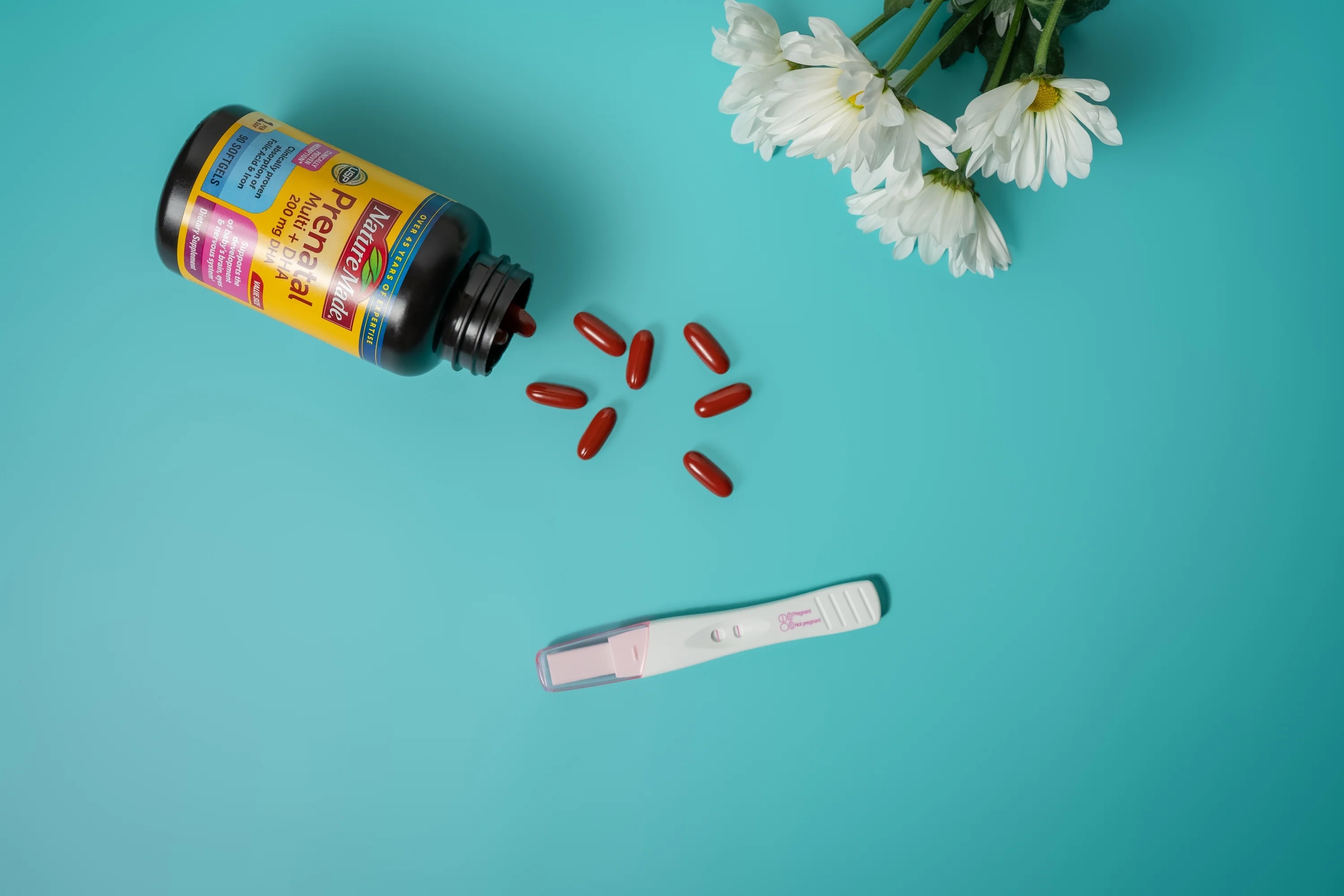 Bà bầu bổ sung vitamin ảnh 1 Ba bau bo sung vitamin anh 1