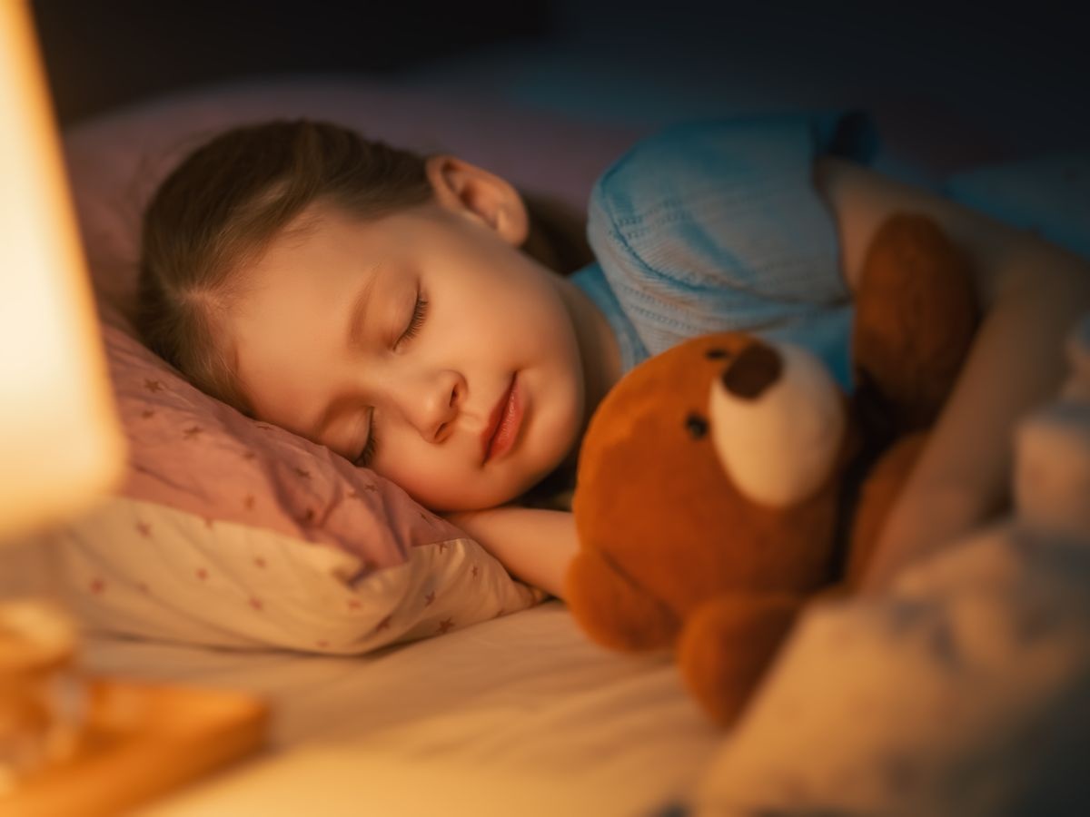 Cach giup tre ngu ngon, du giac hinh anh