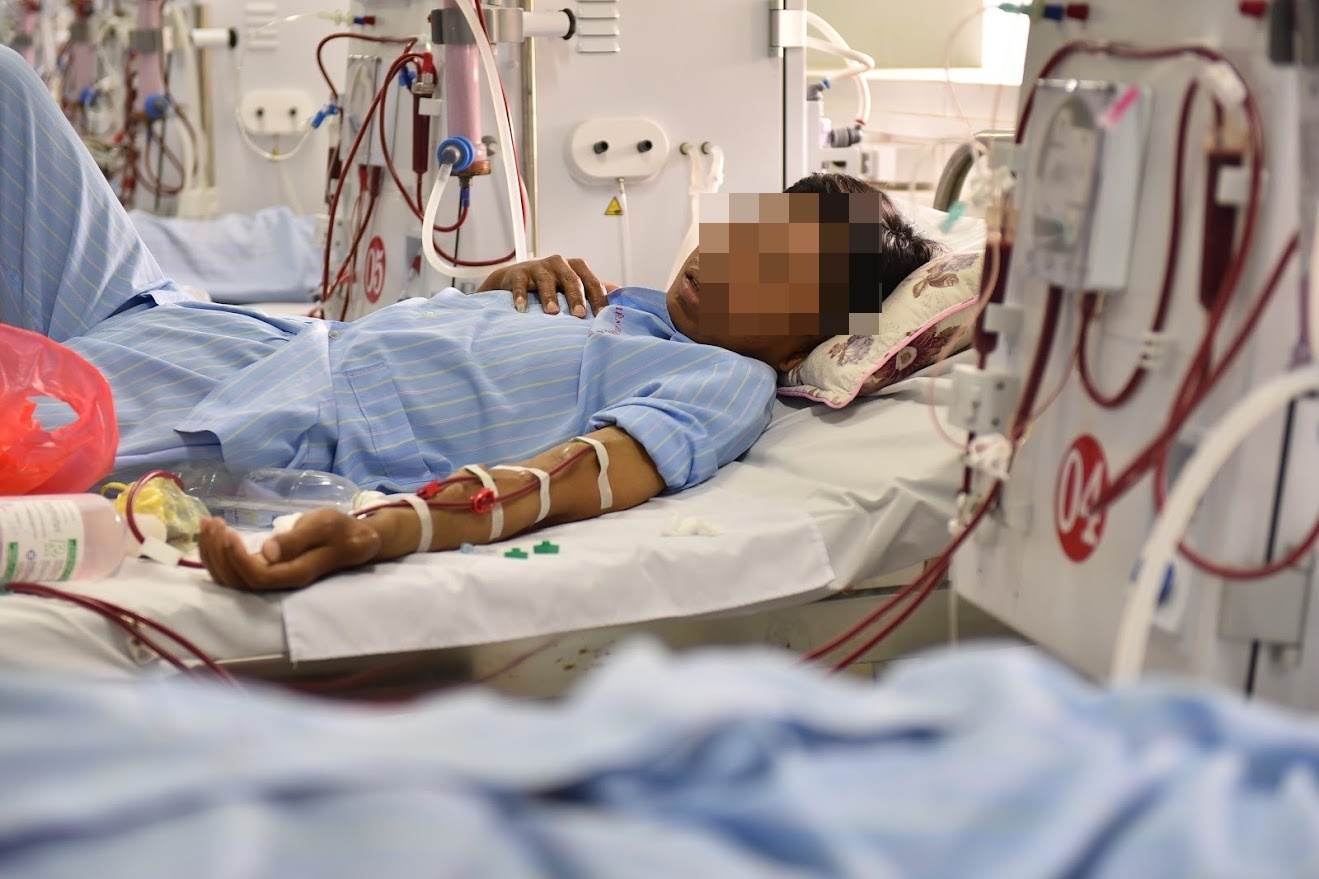 Dau hieu canh bao suy than nguoi tre can chu y hinh anh