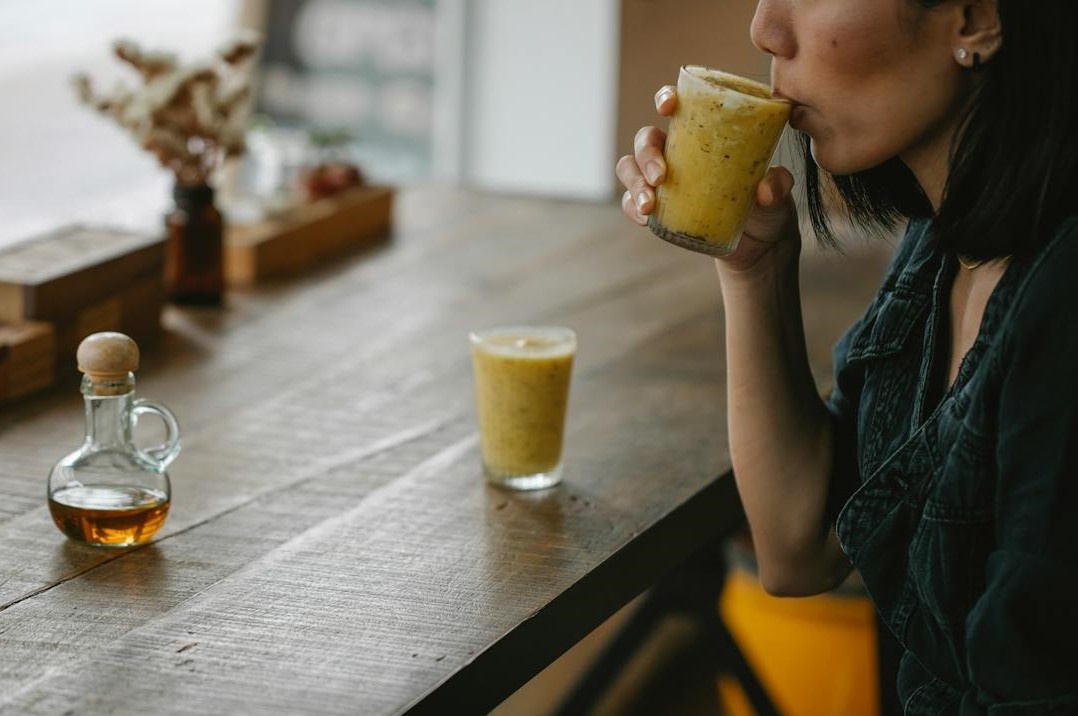 Thuc pham thanh nhiet co the nen co san trong nha hinh anh