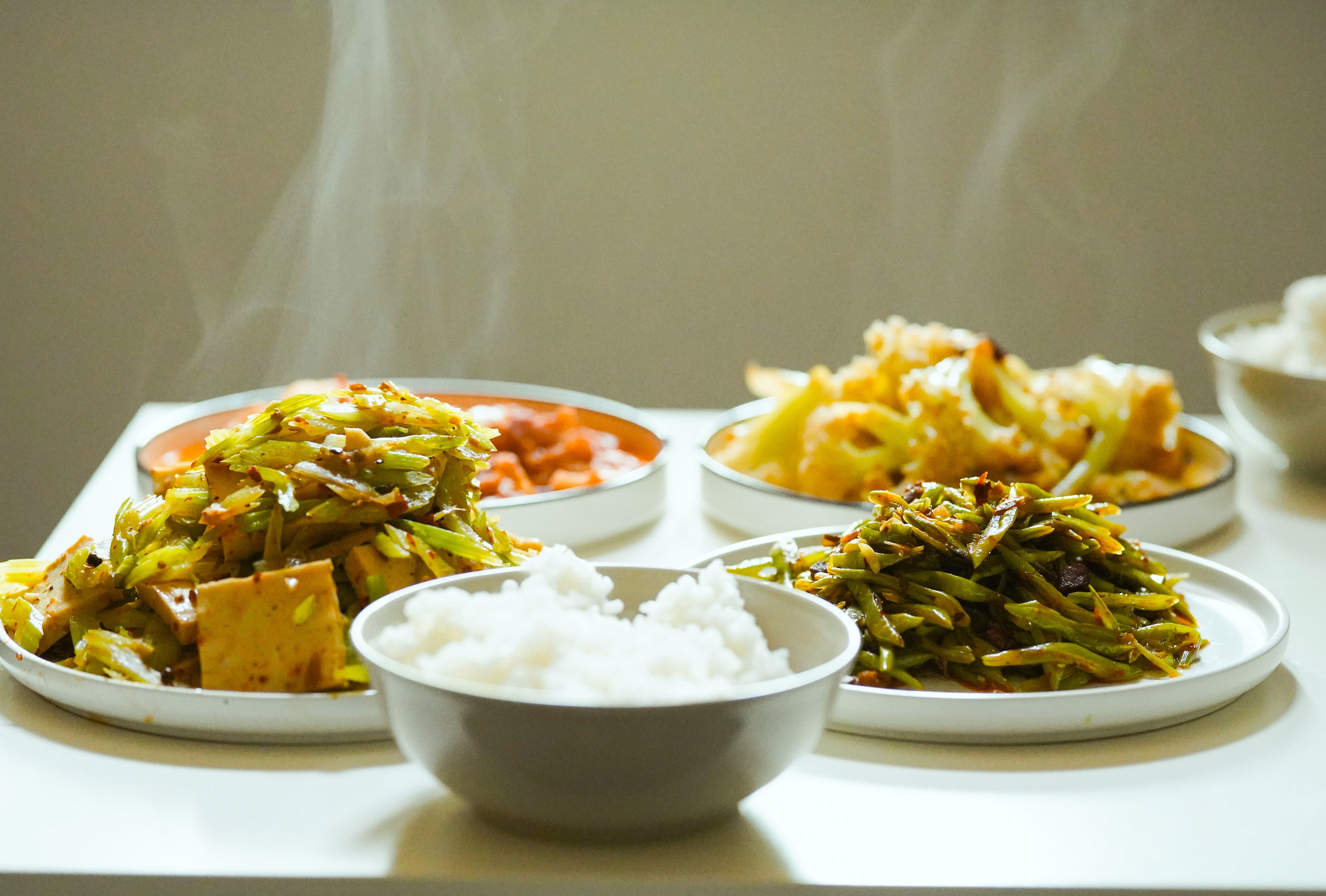 Nhung mon an cang ham nong, cang tich tu chat doc hinh anh