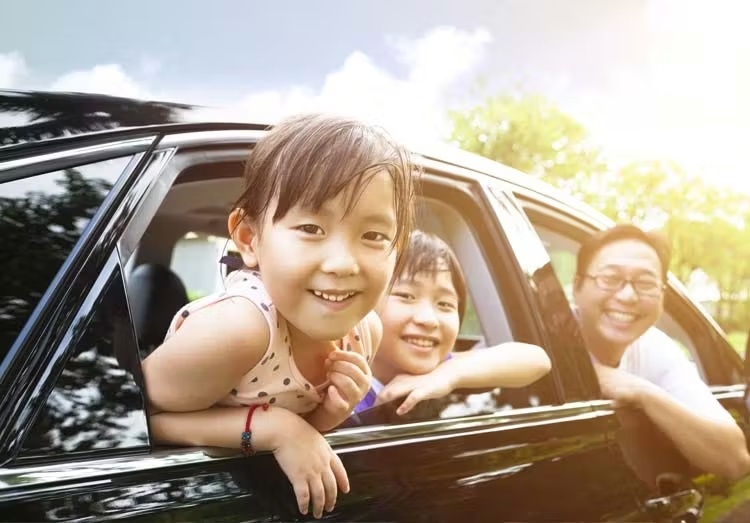 Can benh de mac trong moi chuyen di choi hinh anh