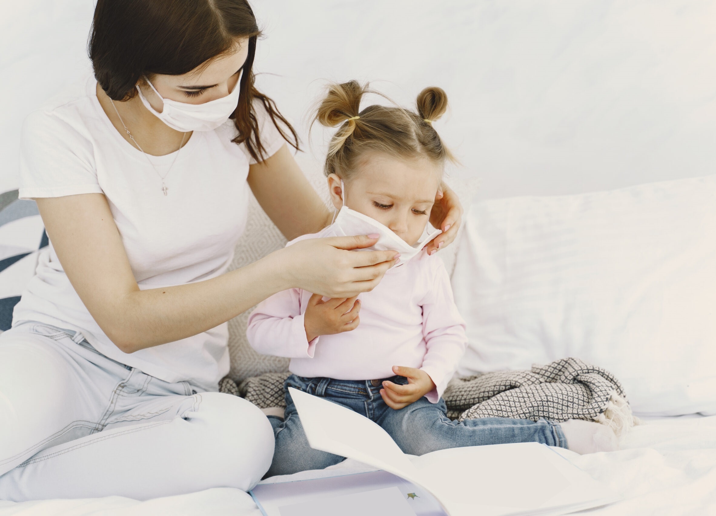 Phan biet trieu chung cam lanh thong thuong va RSV hinh anh