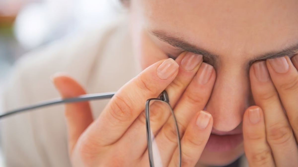 Dau hieu dang chu y o mat canh bao benh tieu duong hinh anh