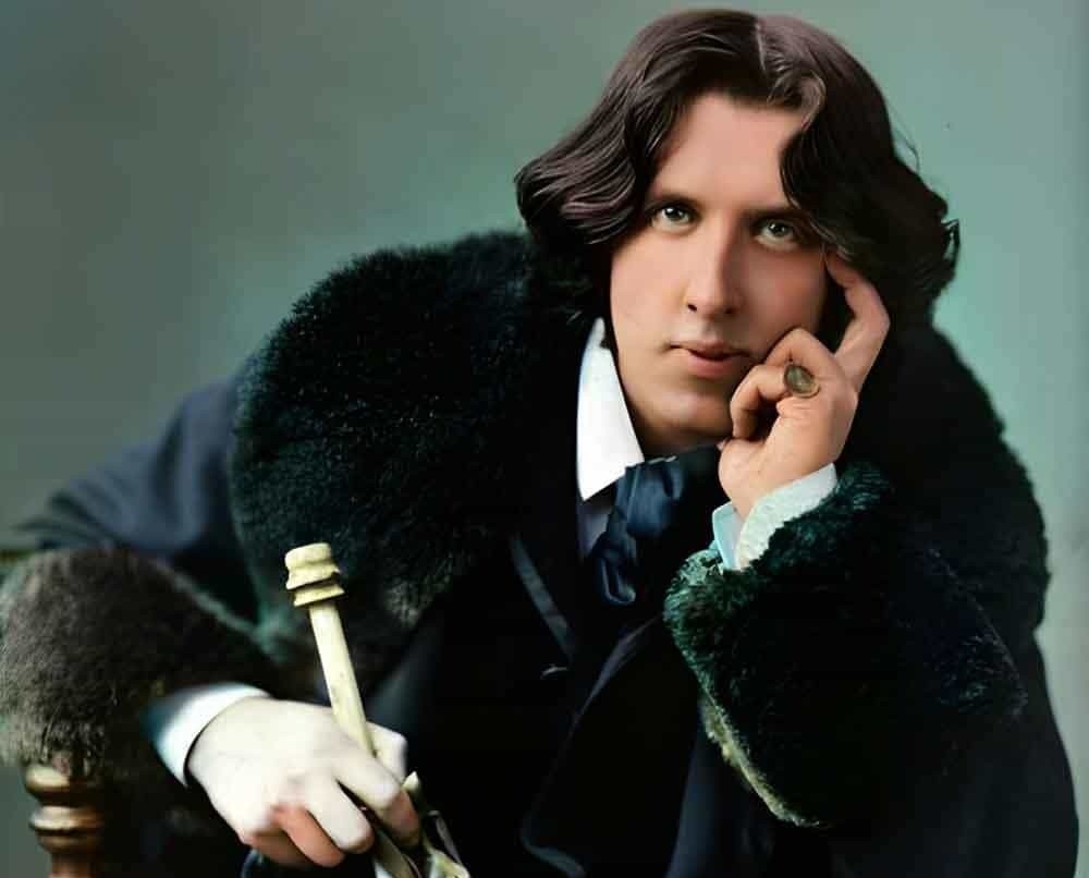 Cac tac gia co cuoc doi hap dan y nhu tieu thuyet cua minh hinh anh