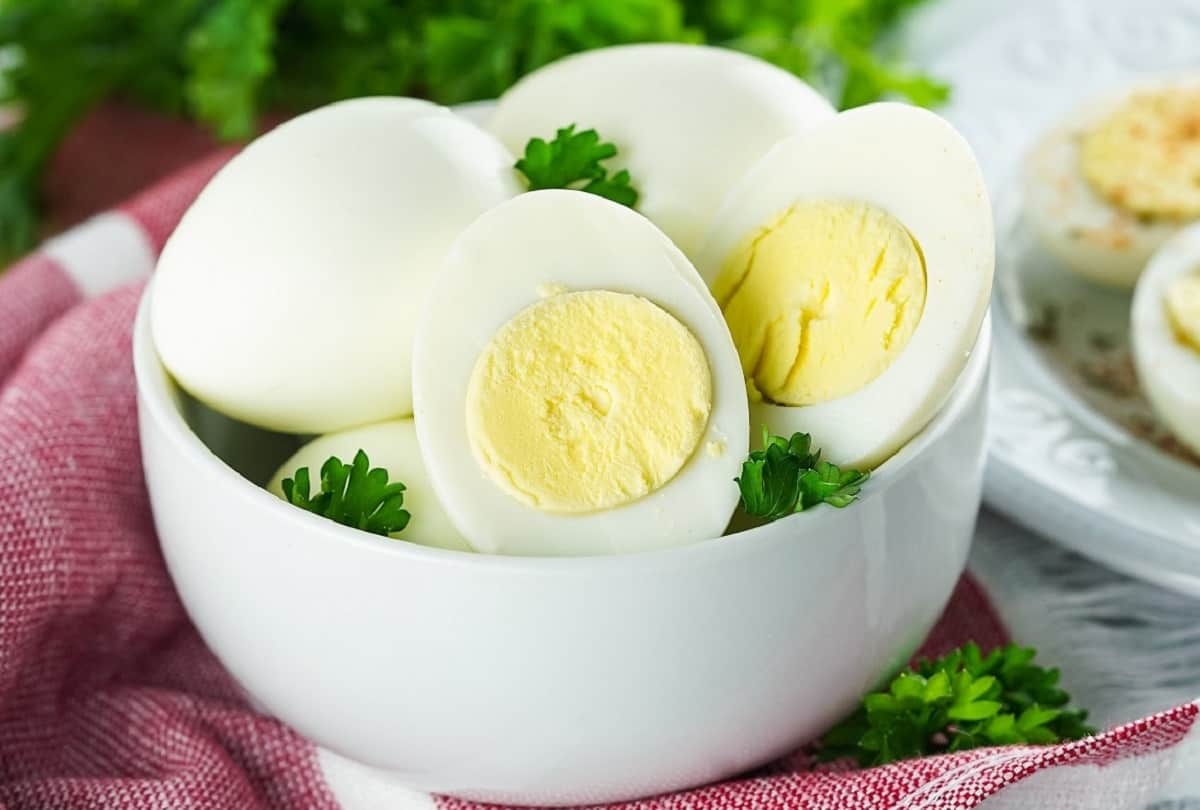 Cach an trung lanh manh nhat hinh anh