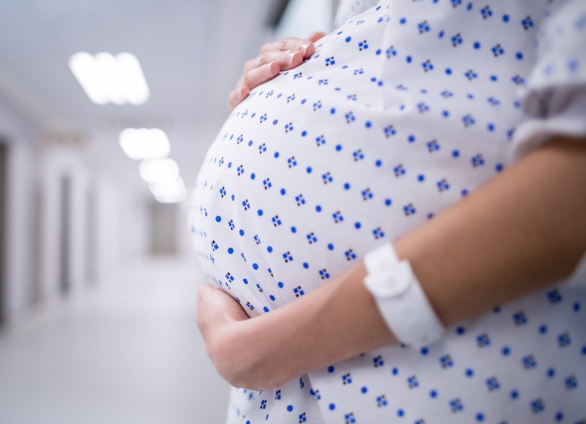 Ba bau mac viem gan B co the lay benh cho em be? hinh anh