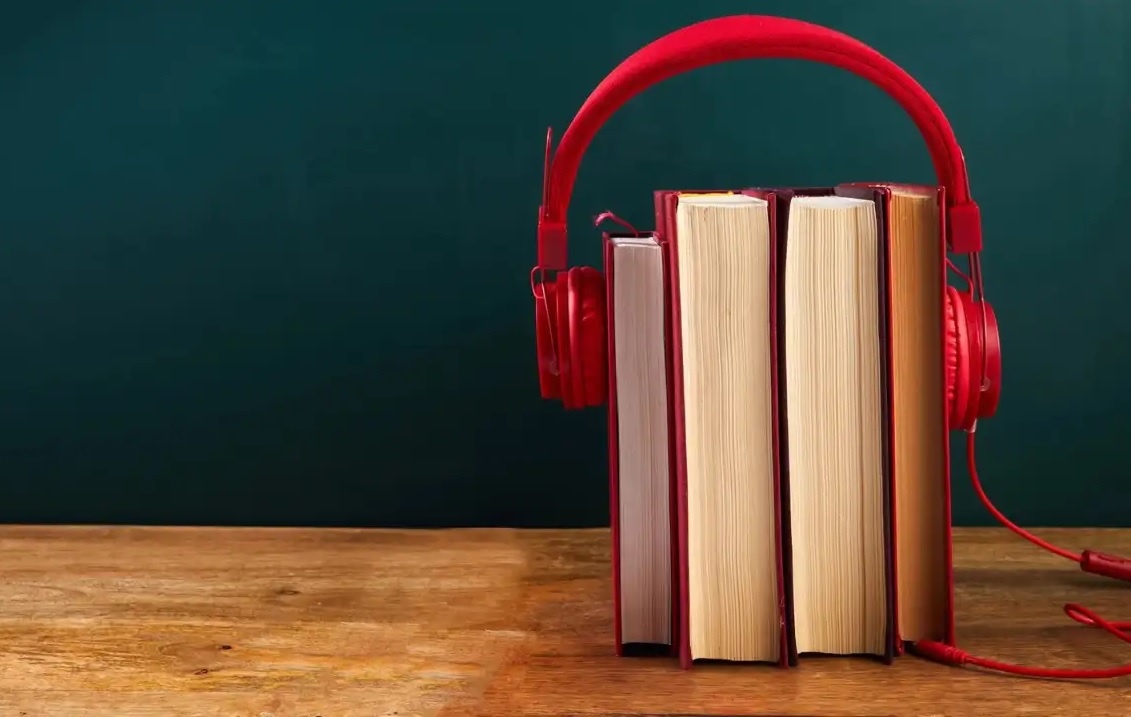 Tai sao ban nen trai nghiem sach noi it nhat mot lan trong doi? hinh anh