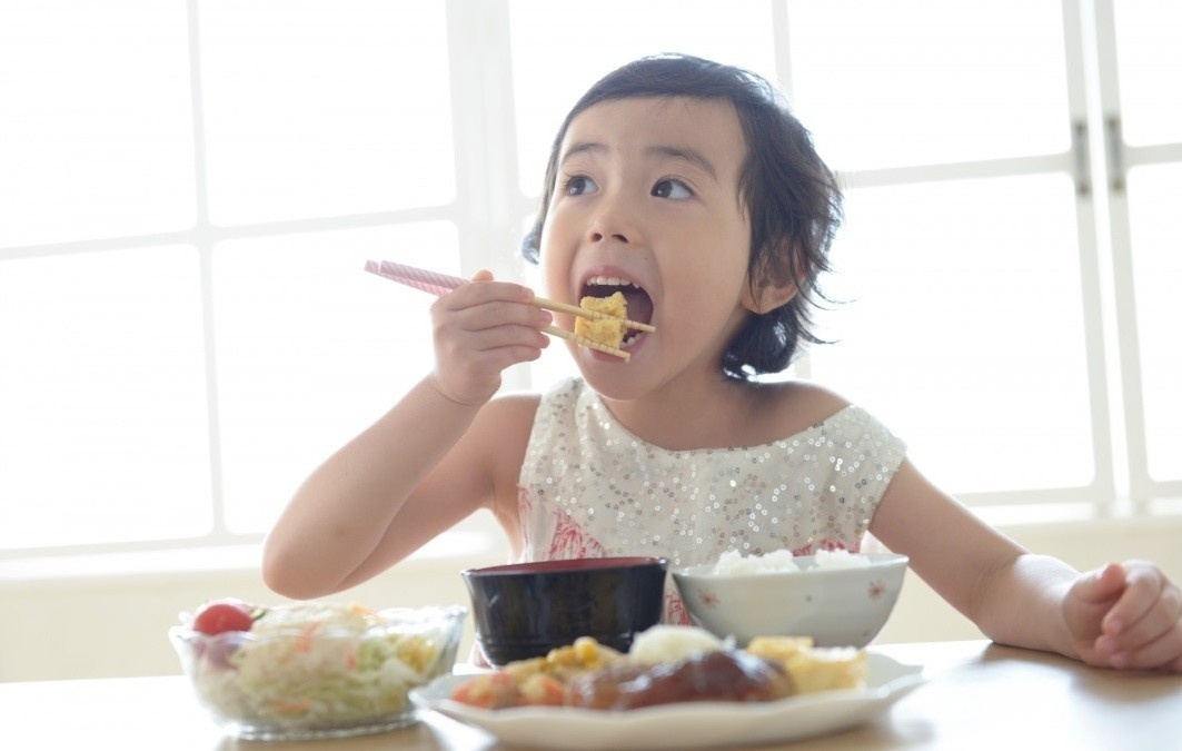 Vi sao con an du thu nhung van gay? hinh anh