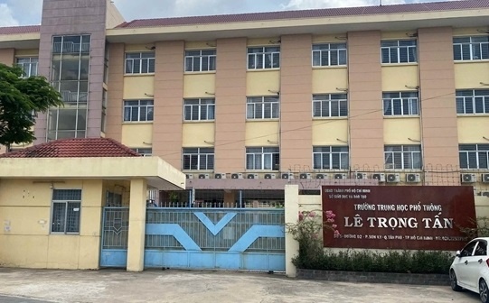 Thong tin lien quan den Hieu truong truong THPT co nhieu sai pham hinh anh