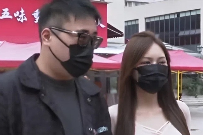 Ban trai nho giu 140.000 USD, co gai TQ mang di phau thuat tham my hinh anh