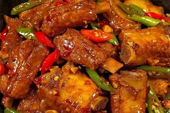 Ngam suon voi loai nuoc nay 30 phut, suon se mem ruc, thom dam da hinh anh