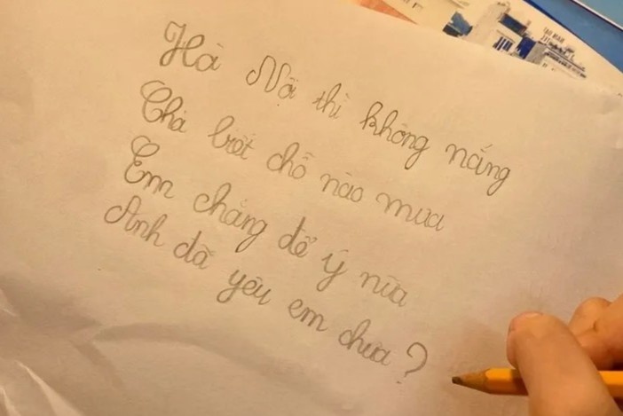 Bai tho 've thoi tiet' cua hoc sinh lop 2 gay sot vi nhu loi to tinh hinh anh