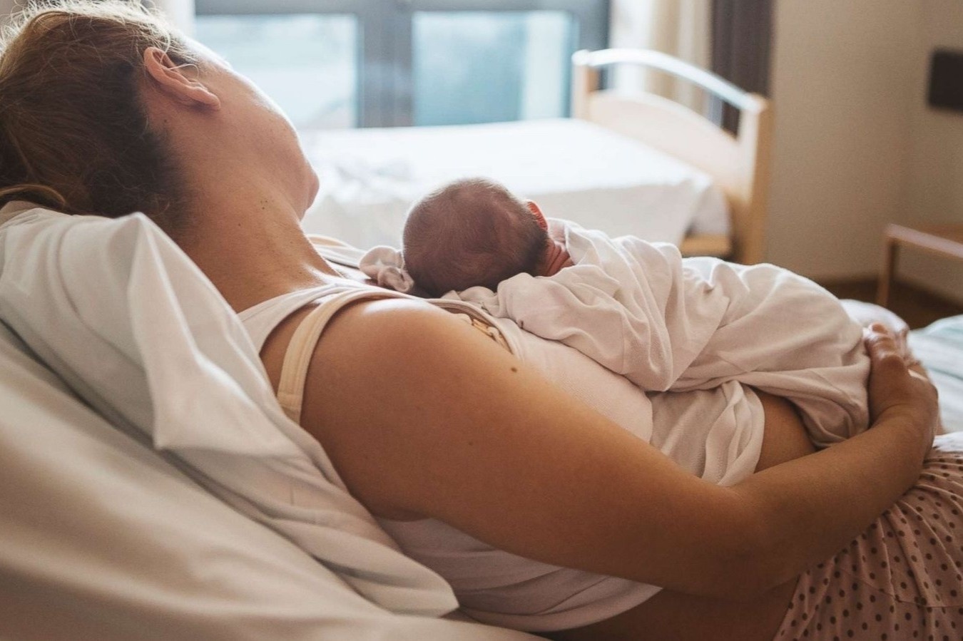 Me nen an gi sau sinh mo? hinh anh