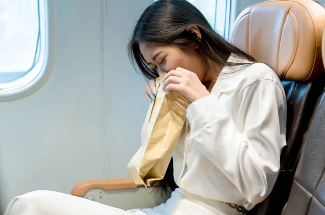 Vi tri ngoi tot nhat giup tranh say xe, say may bay hinh anh