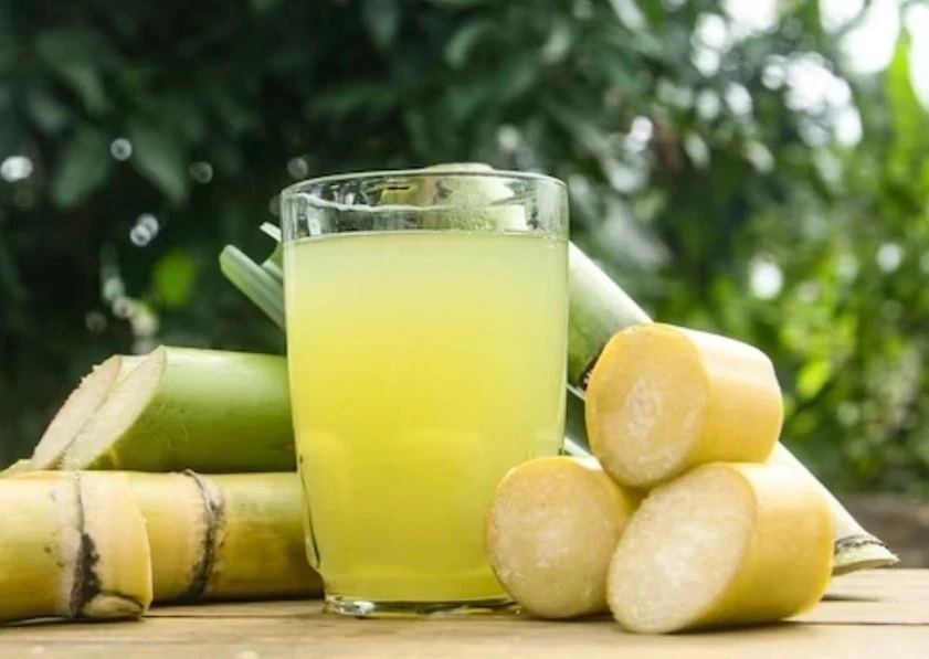 4 truong hop khong nen uong nuoc mia du thoi tiet nang nong hinh anh