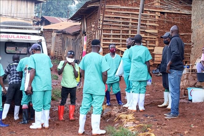 Dich Ebola anh 1