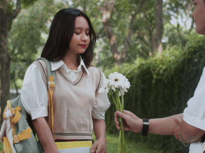 Vì sao chúng ta luôn thấy mình không đủ tốt để được yêu?