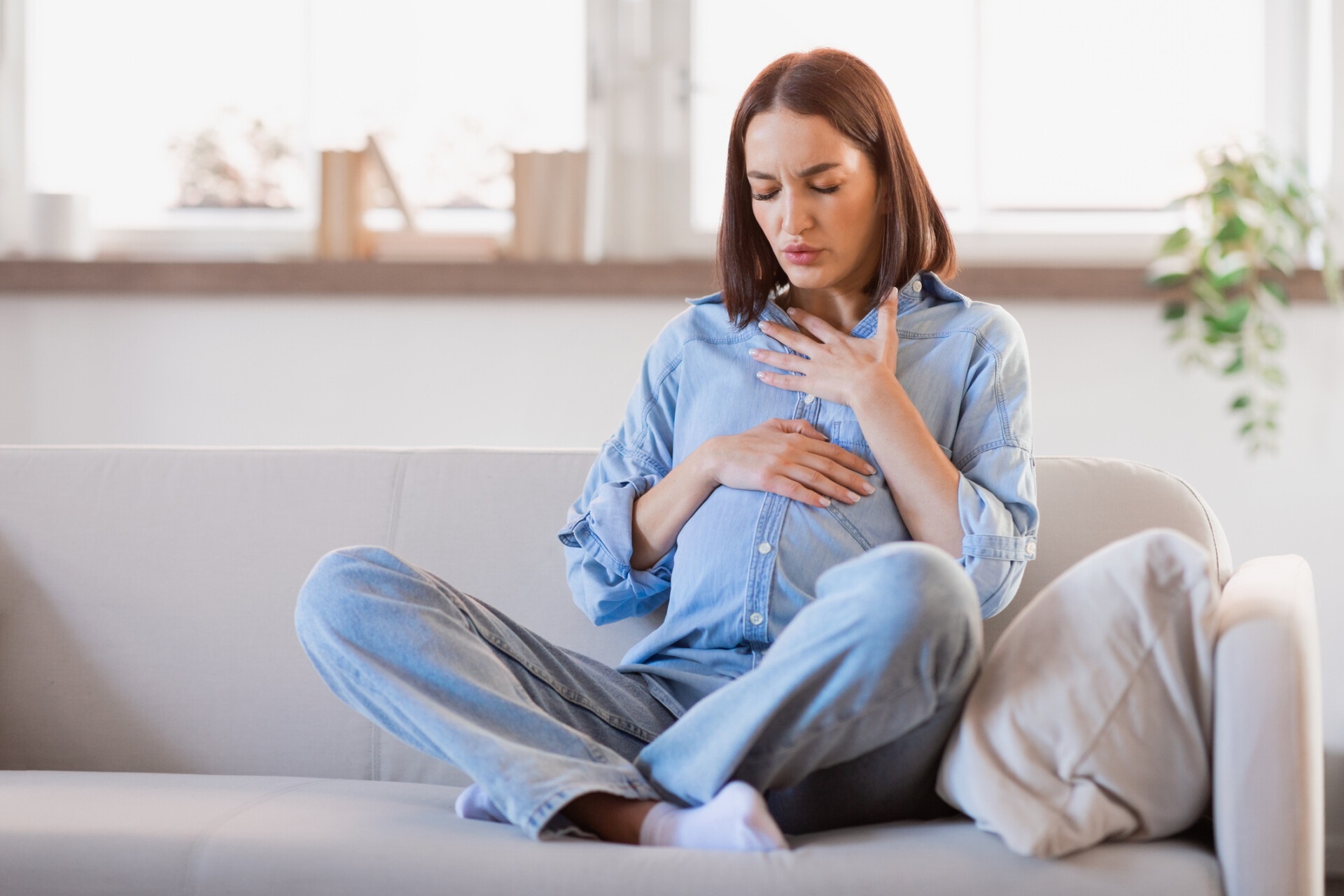 Một thay đổi khi ăn có thể giúp mẹ bầu giảm ốm nghén