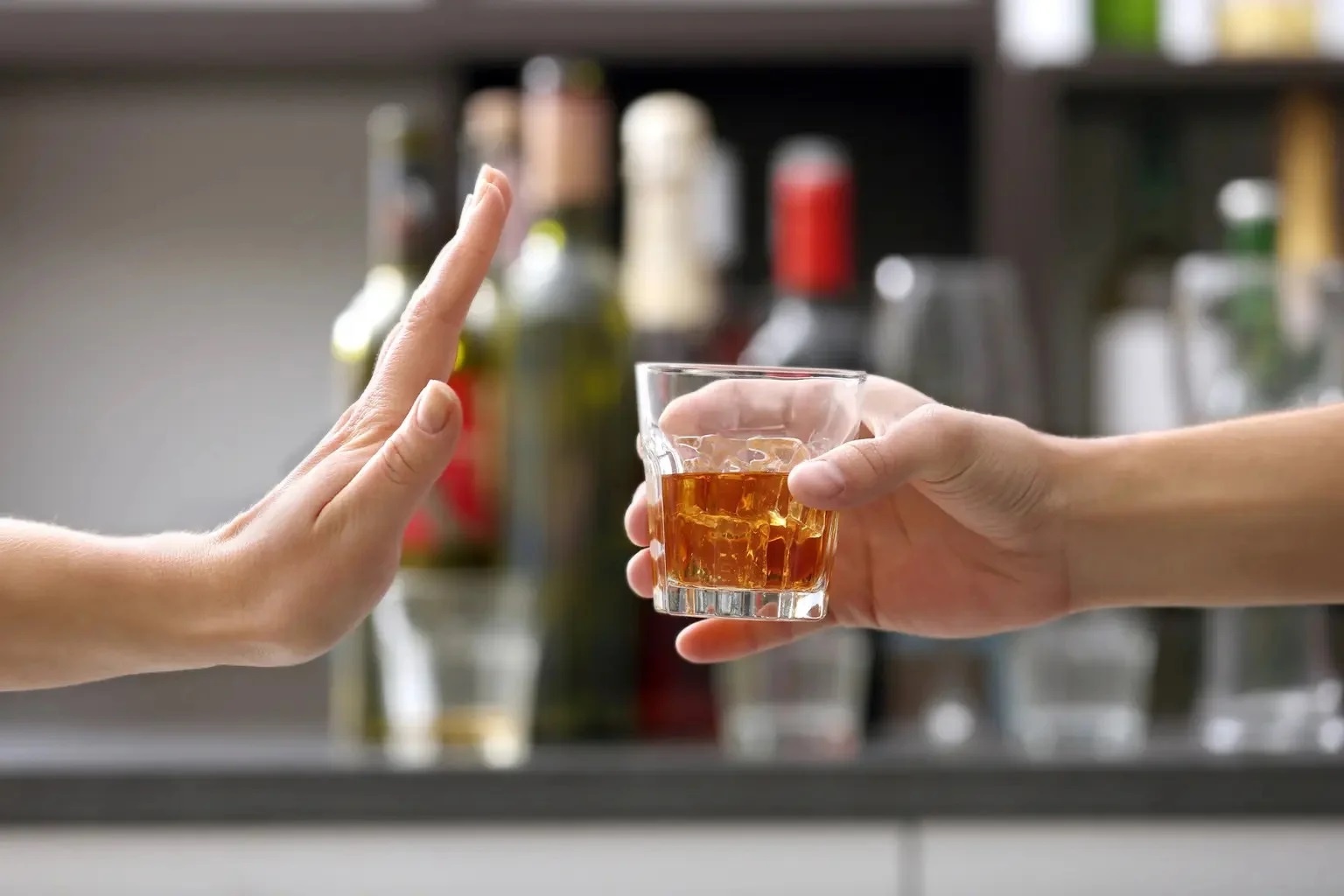Điều gì xảy ra với cơ thể sau khi ngừng uống rượu?