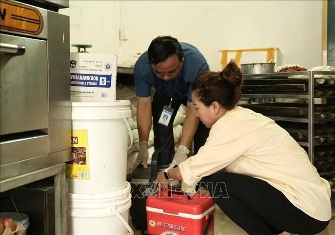 Vụ hàng chục người vào viện sau ăn bánh mì: Đã có kết quả kiểm nghiệm