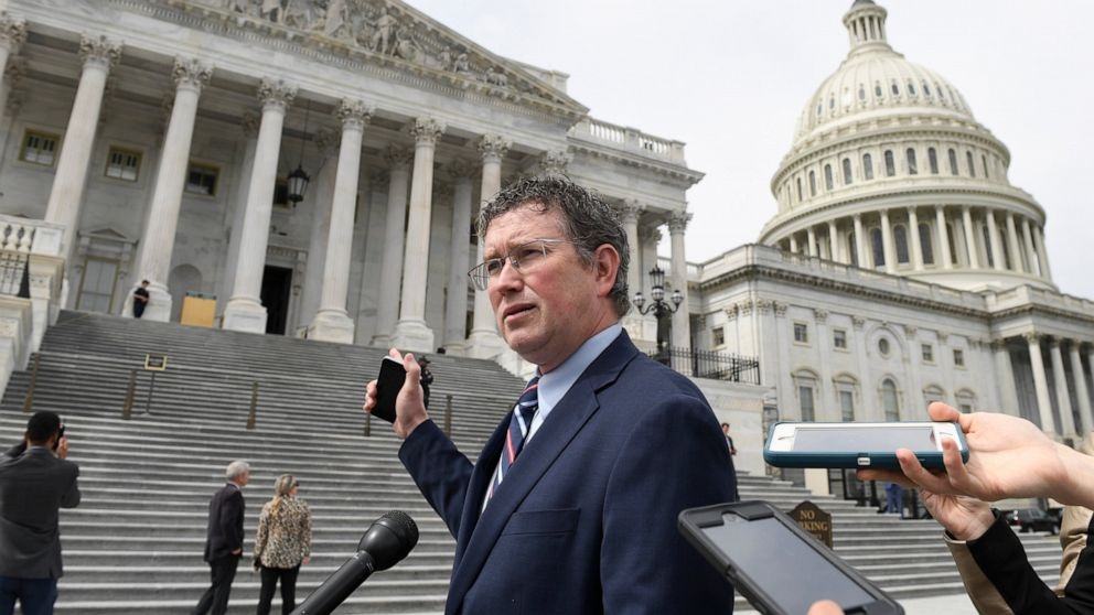 Trump,  bau cu,  ung ho anh 4