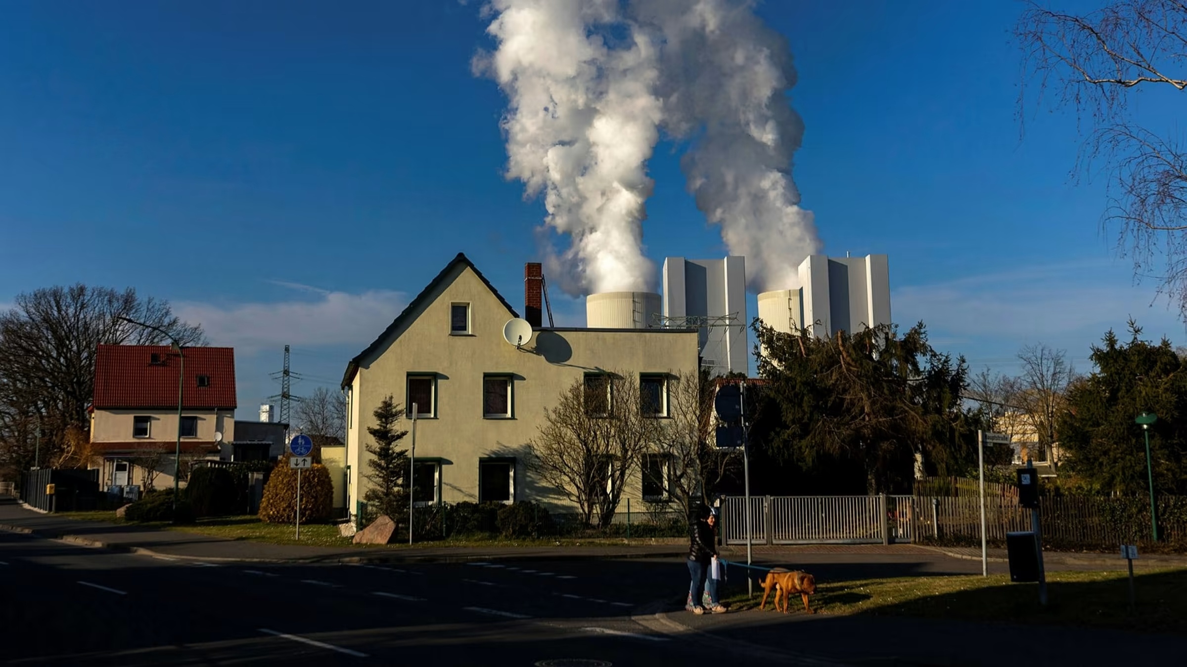 lam phat tai Duc,  goi cuu tro anh 3