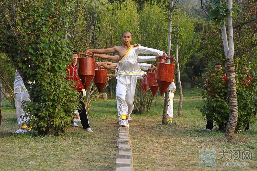 vo su Thieu Lam thi trien vo cong anh 4