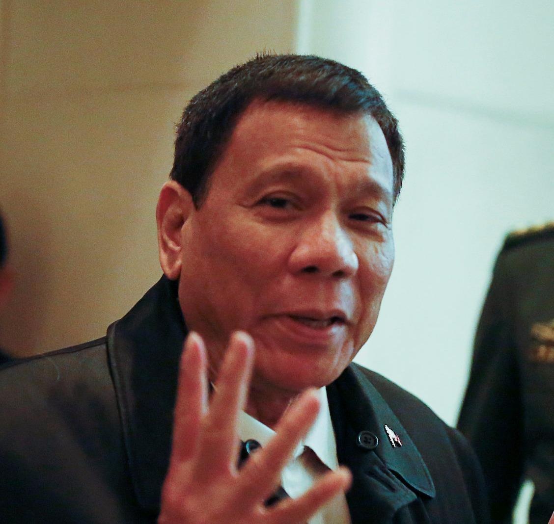 Duterte toi Trung Quoc: Khong thao luan ve Bien Dong hinh anh