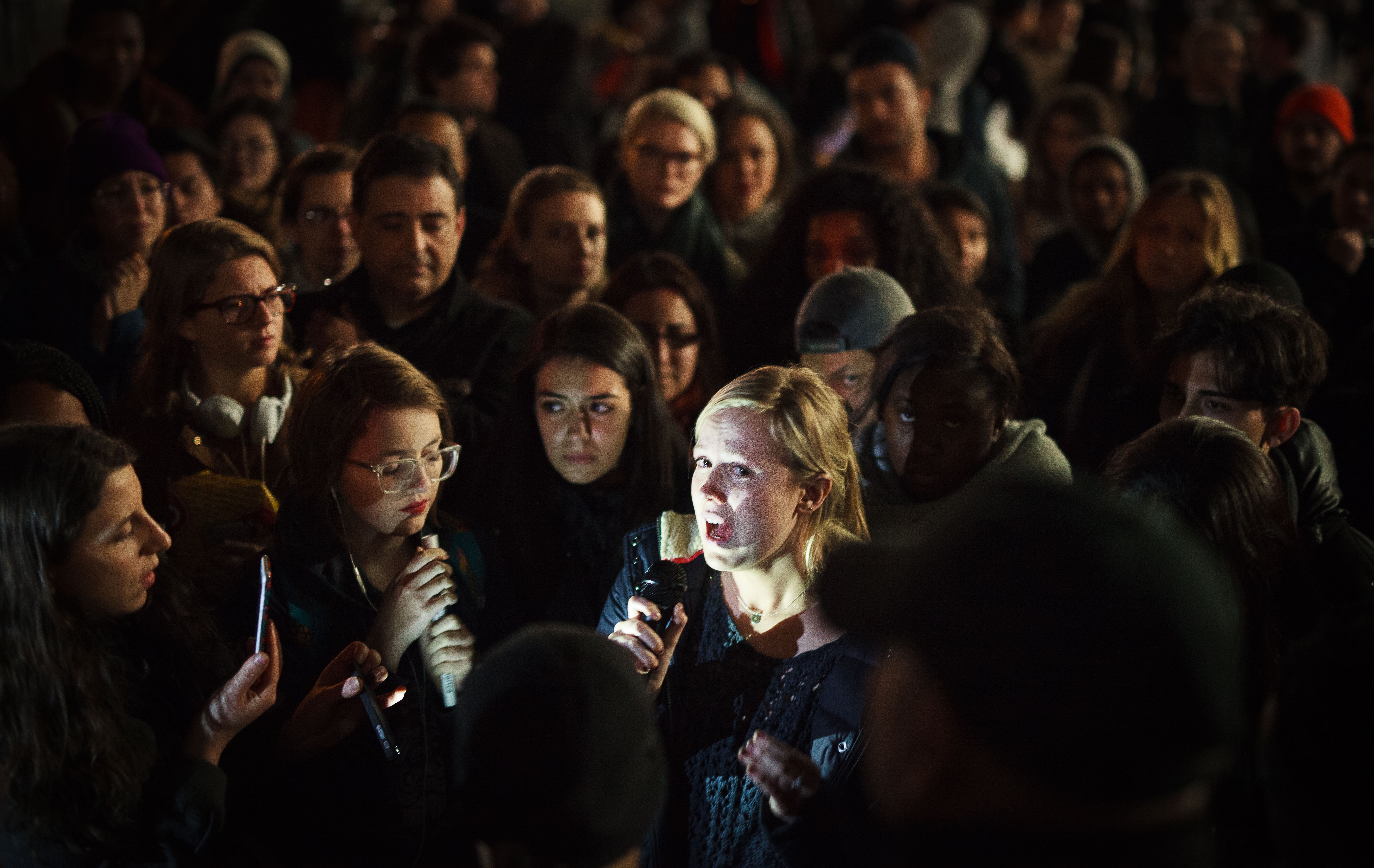 bieu tinh chong Donald Trump anh 6