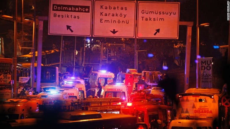 Danh bom kep o Tho Nhi Ky, 15 nguoi chet hinh anh