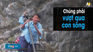 Tre em du day cap vuot song den truong o Nepal hinh anh