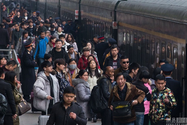 Trung Quoc bat dau 'cuoc di dan' lon nhat lich su loai nguoi hinh anh